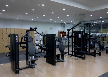 부산외국어대학교 홍보용 이미지 - 헬스장